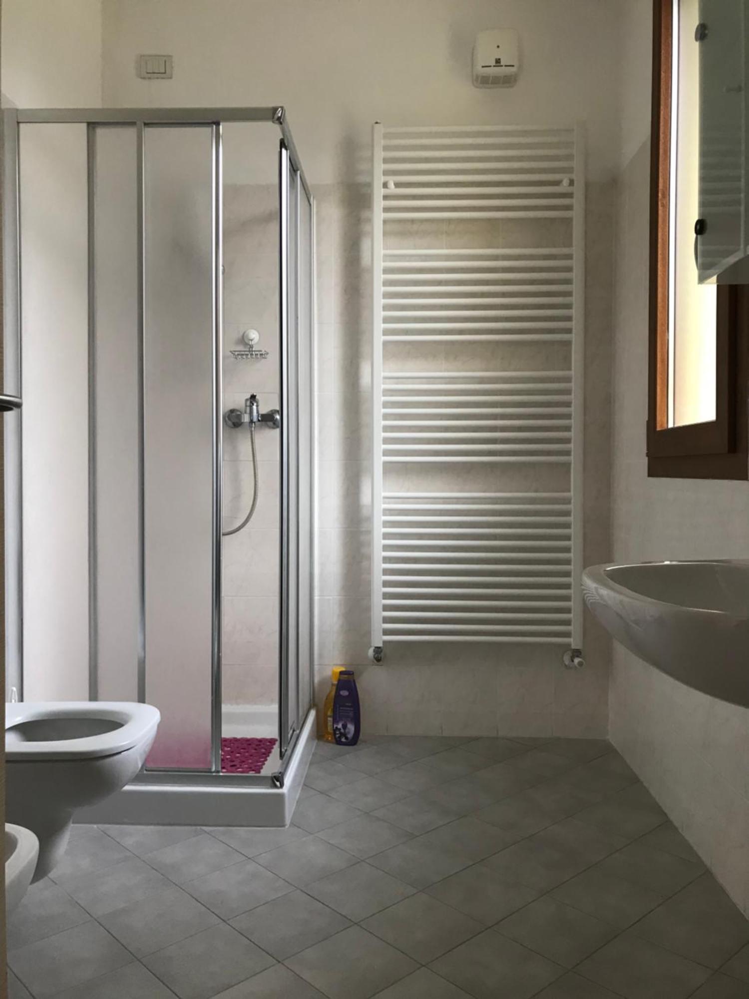 ホテル Casa Pini Cadenabbia エクステリア 写真